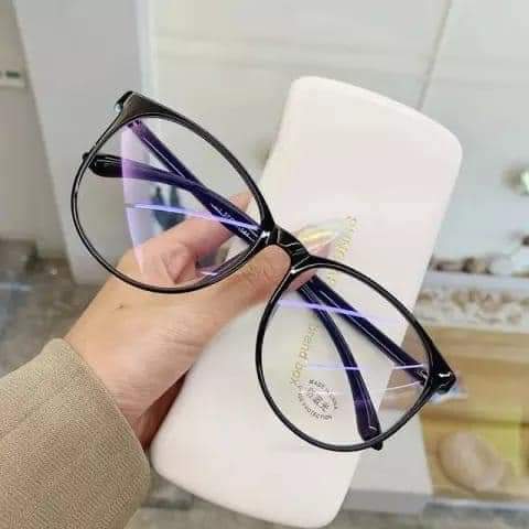 Round Eye wear